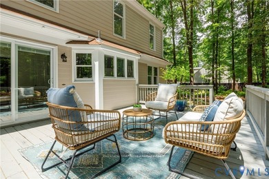 Welcome to this stately colonial home, a perfect blend of - photo 27