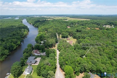 Welcome to this stately colonial home, a perfect blend of - photo 34