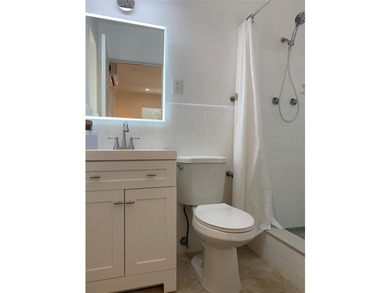 Exceptional corner-lot duplex in sought-after Tarpon River - photo 14