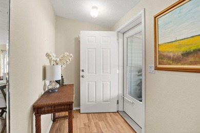 Charming Beachcomber model offering 2 spacious bedrooms, 2 baths - photo 5