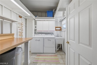 PRETTY, LIGHT AND BRIGHT, TWO-BED, TWO-BATH HOME ON THE MARKET - photo 30