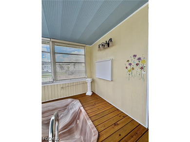 PRETTY, LIGHT AND BRIGHT, TWO-BED, TWO-BATH HOME ON THE MARKET - photo 33