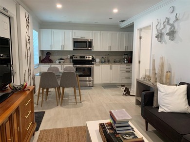 Exceptional corner-lot duplex in sought-after Tarpon River - photo 34
