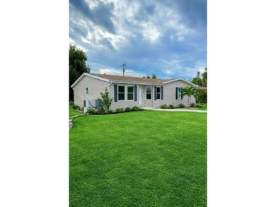 Port Charlotte Waterway Area Home For Sale in Port Charlotte Florida