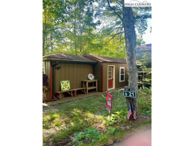 Land Harbors Lake Lot For Sale in Newland North Carolina