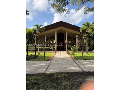 Spacious two-bedrooms two bathrooms condo unit. The unit has a - photo 1