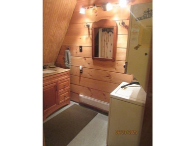 Want a piece of iconic history? This 3 BR 1 bath year round - photo 11