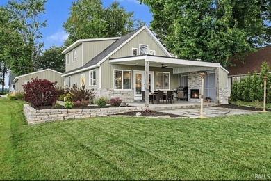 Lake living awaits!! This beautiful 3-bedroom, 2-bath home - photo 13