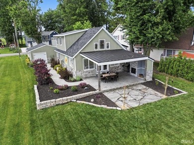 Lake living awaits!! This beautiful 3-bedroom, 2-bath home - photo 14