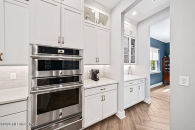 Exceptional luxury home in the gated section of eTown featuring - photo 18