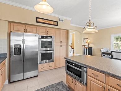 Experience the pinnacle of coastal luxury at this extraordinary - photo 19