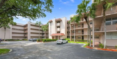 (private lake, pond, creek) Condo Sale Pending in Davie Florida