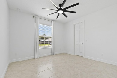 Welcome to this exceptional 2022 custom-built 4-bedroom, 3-bath - photo 21