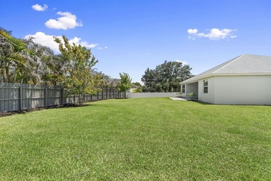Welcome to this exceptional 2022 custom-built 4-bedroom, 3-bath - photo 32