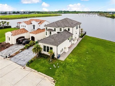 Experience true waterfront luxury in Lakeshore Estates with this - photo 5