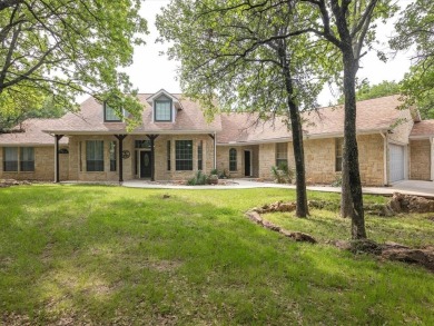 Lake Home For Sale in Chico, Texas
