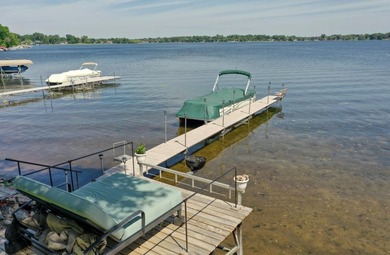 Welcome to *The SS Iverson* a totally renovated waterfront home - photo 12