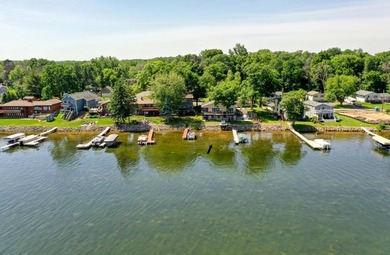 Welcome to *The SS Iverson* a totally renovated waterfront home - photo 14