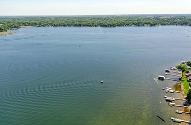 Welcome to *The SS Iverson* a totally renovated waterfront home - photo 15
