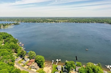 Welcome to *The SS Iverson* a totally renovated waterfront home - photo 16