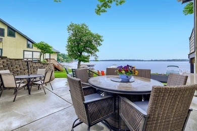 Welcome to *The SS Iverson* a totally renovated waterfront home - photo 18