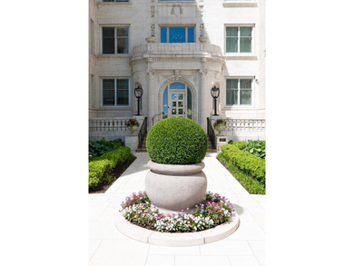 Exceptional lakefront residence on Milwaukee's Gold Coast - photo 20