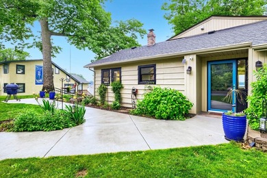 Welcome to *The SS Iverson* a totally renovated waterfront home - photo 43
