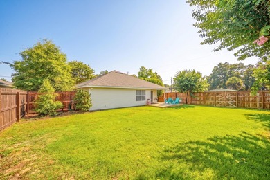Move-in ready and just minutes from Hurlburt Field! Welcome to - photo 44