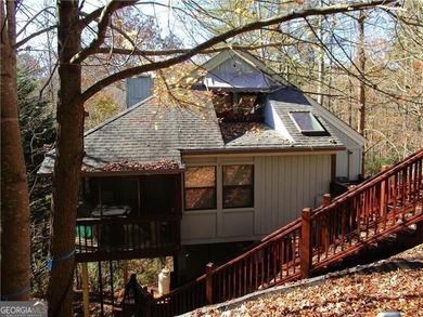 Rare opportunity to buy in the Alpines of Helen! Beautifully - photo 5