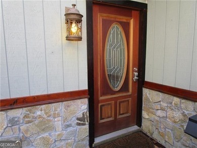 Rare opportunity to buy in the Alpines of Helen! Beautifully - photo 7