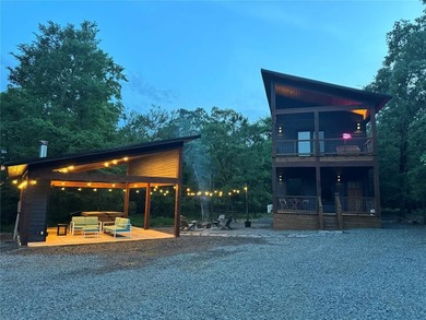 Broken Bow Lake Home For Sale in Broken Bow Oklahoma