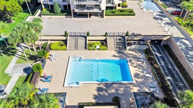 We are pleased to present this exclusive and elegant condominium - photo 26
