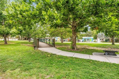 Back on the market due to the buyer's financing falling through - photo 33