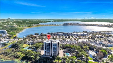 We are pleased to present this exclusive and elegant condominium - photo 38