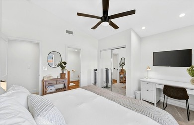 Wow! Very few homes truly check all the boxes, but this one does - photo 38