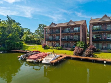 Find your dream lakeside retreat in this 2 bedroom, 2.5 bath - photo 45