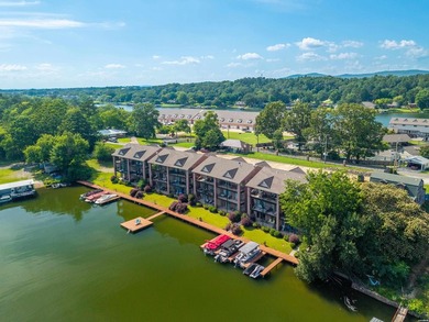 Find your dream lakeside retreat in this 2 bedroom, 2.5 bath - photo 48
