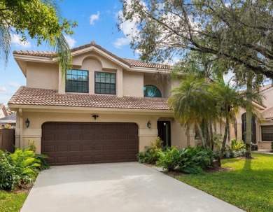 Lake Home For Sale in Plantation, Florida