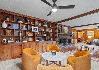 Beautiful Mid-Century Modern Cedar Sided Rach on over 15 acres - photo 7