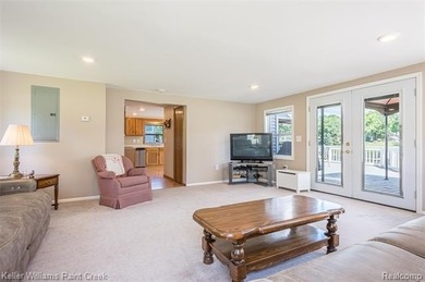 Stunning Secord Lake Waterfront Retreat. Welcome to this - photo 20