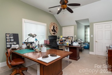 Welcome to the style and comfort of The Peninsula in this - photo 29