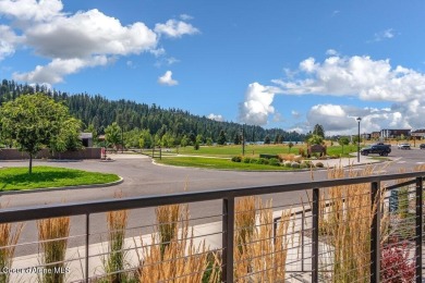 Lake Home For Sale in Coeur d Alene, Idaho