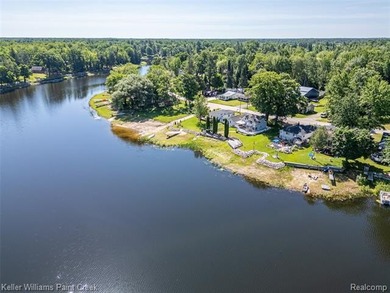 Stunning Secord Lake Waterfront Retreat. Welcome to this - photo 50