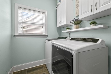 Welcome to this beautifully maintained home in Arrowhead Grande - photo 23