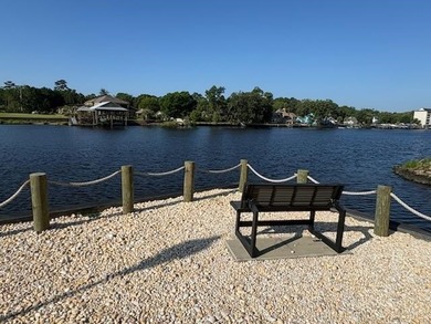 Welcome to this beautifully maintained home in Arrowhead Grande - photo 31