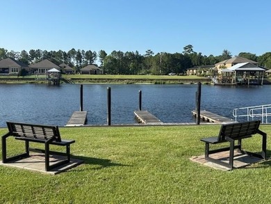 Welcome to this beautifully maintained home in Arrowhead Grande - photo 32