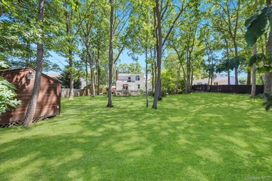 Beautiful Brookfield Colonial in Charter Oaks, 4 bedrooms, 2.5 - photo 44