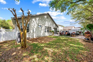 This beautiful 4-bedroom, 3-bath home in the gated Waters Edge - photo 50