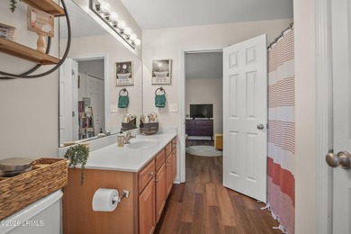 Welcome to 115 Bella Way in the centrally located Azalea Square - photo 15