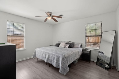 Welcome home to 313 Dorchester Manor Boulevard. This - photo 15